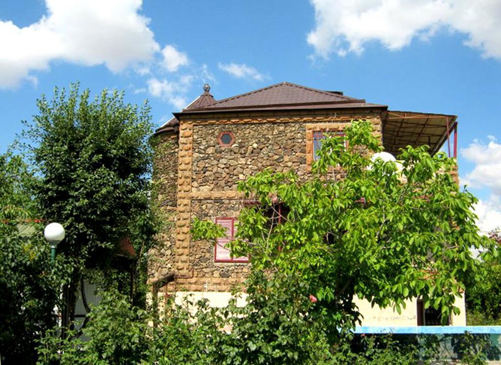 Three Jugs B&B Jrvezh Extérieur photo